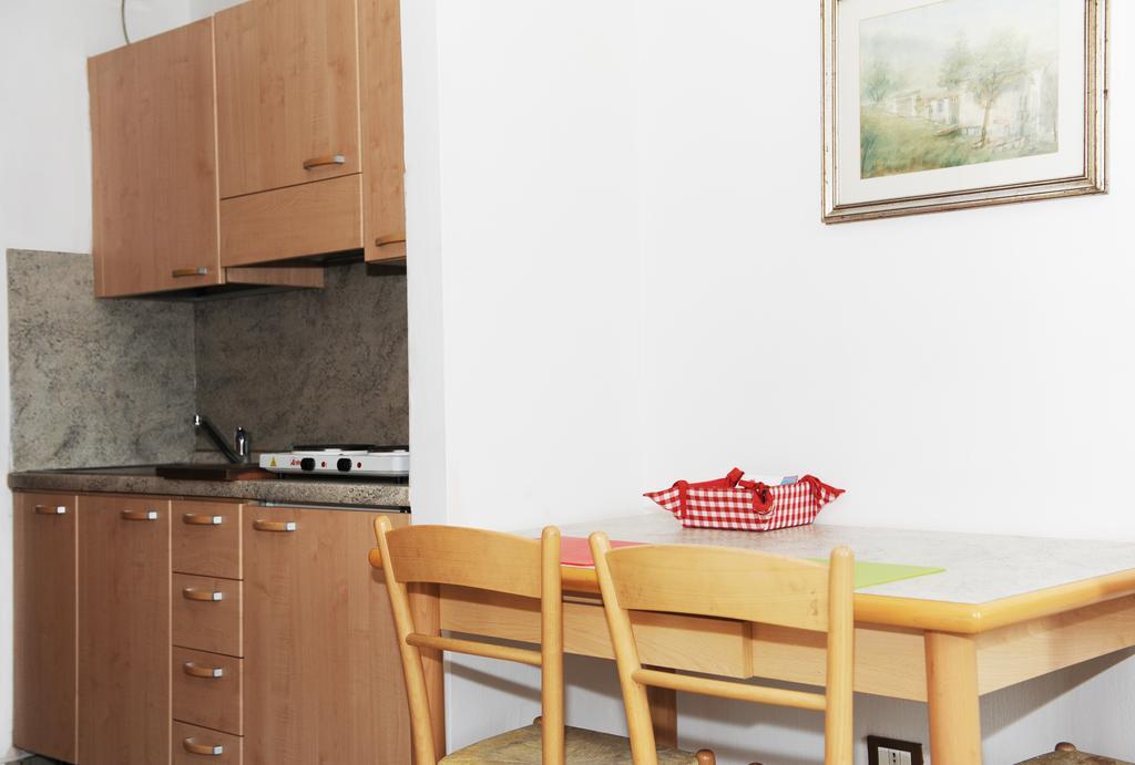 Victoria Hotels Carso Camnago Volta 외부 사진