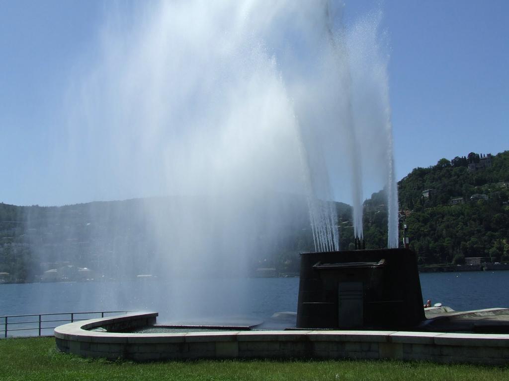 Victoria Hotels Carso Camnago Volta 외부 사진